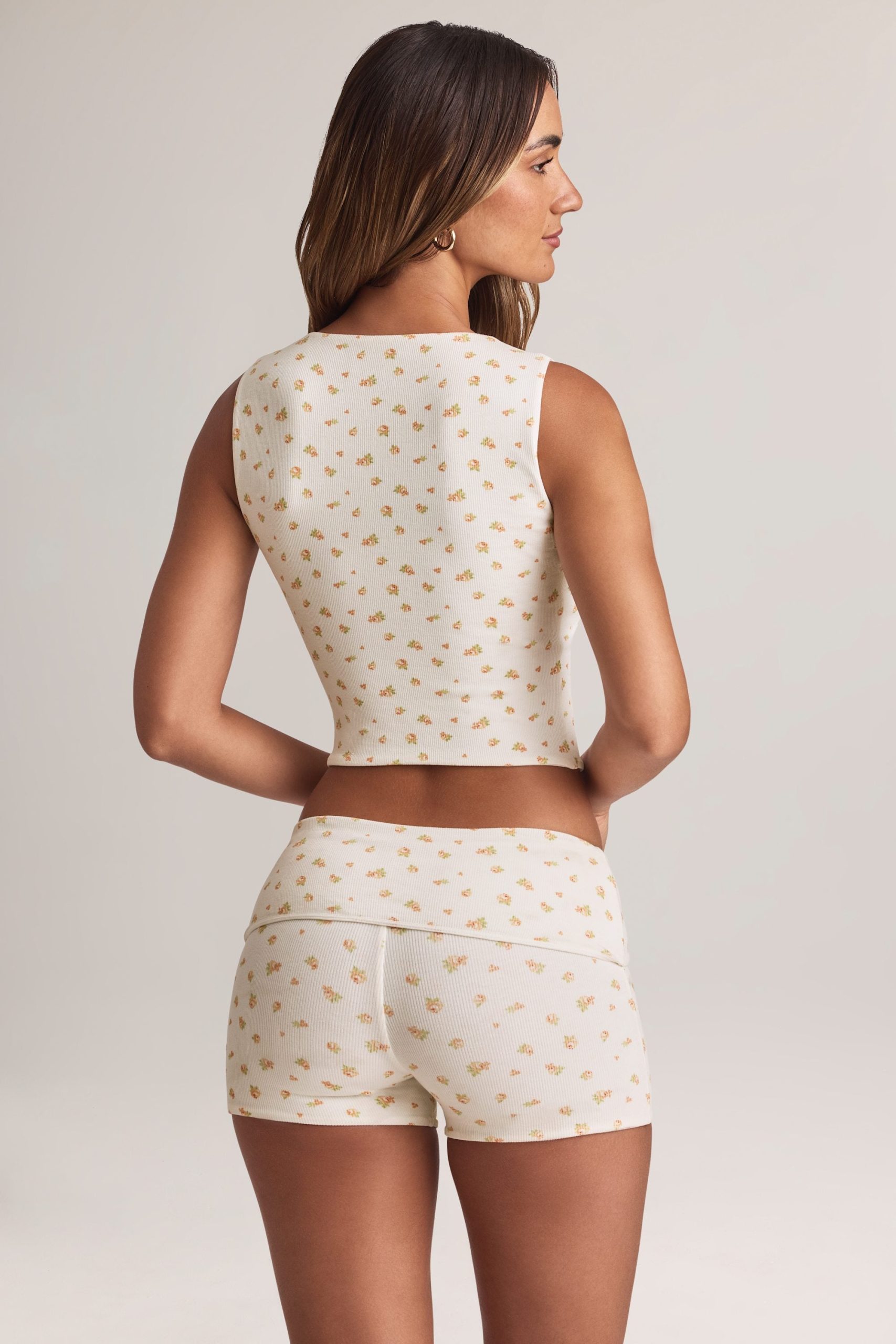Modal Foldover Mid-Rise Shorts in Floral Print - Image 3